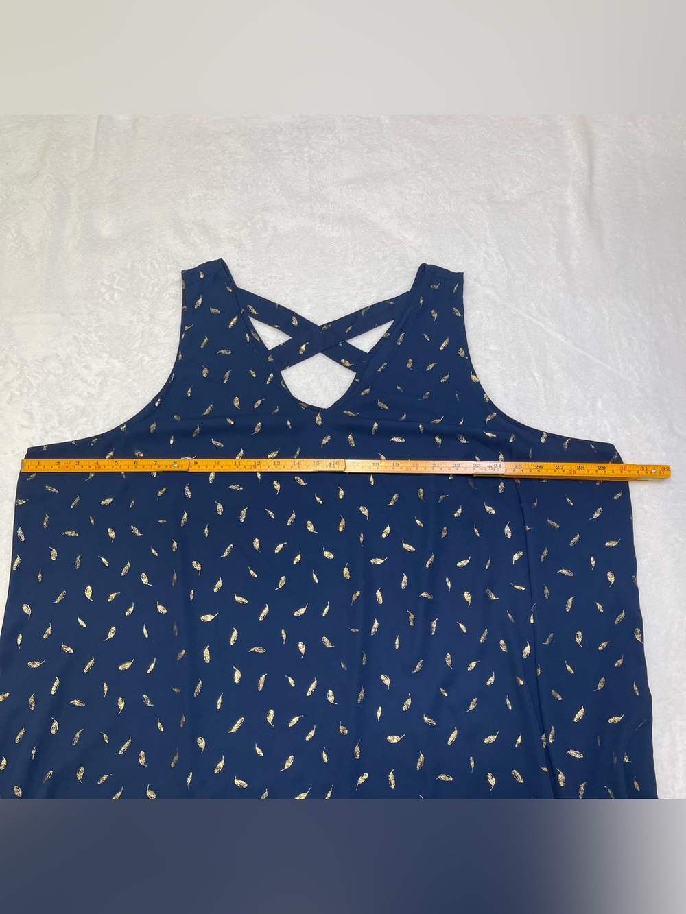 Torrid Size 28 Navy Blue Gold Foil Feather Tank Top Plus Size Strappy Cross Back - Picture 7 of 9